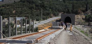  The construction of the Resht-Astara railway is a necessity for both the North-South and Middle corridors, as it would facilitate the transportation of goods and people between Azerbaijan and Iran 