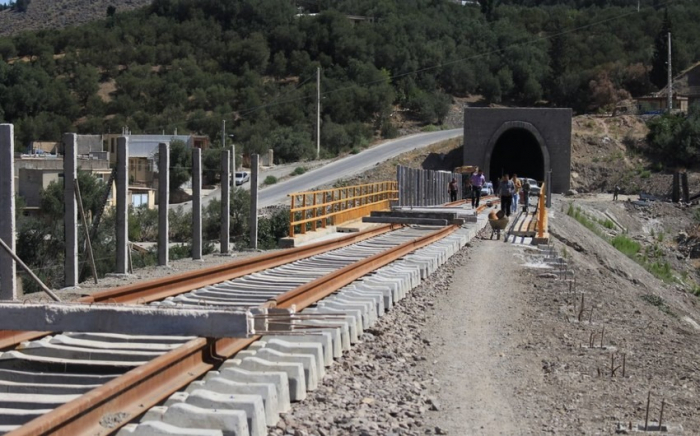  The construction of the Resht-Astara railway is a necessity for both the North-South and Middle corridors, as it would facilitate the transportation of goods and people between Azerbaijan and Iran 